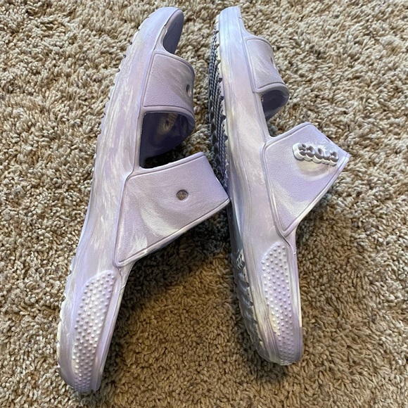 CROCS classic slides size 9 W /size 7 M purple lavender barely worn - Picture 4 of 6